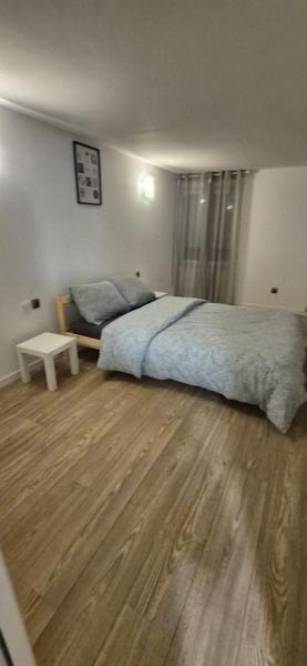AY Epernay 3 Rooms House 3 chambre